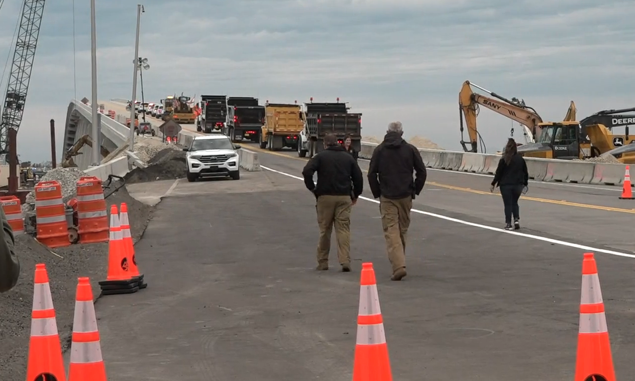 Florida Gov. DeSantis announces Sanibel Causeway reopening to residents - Vimarsana News